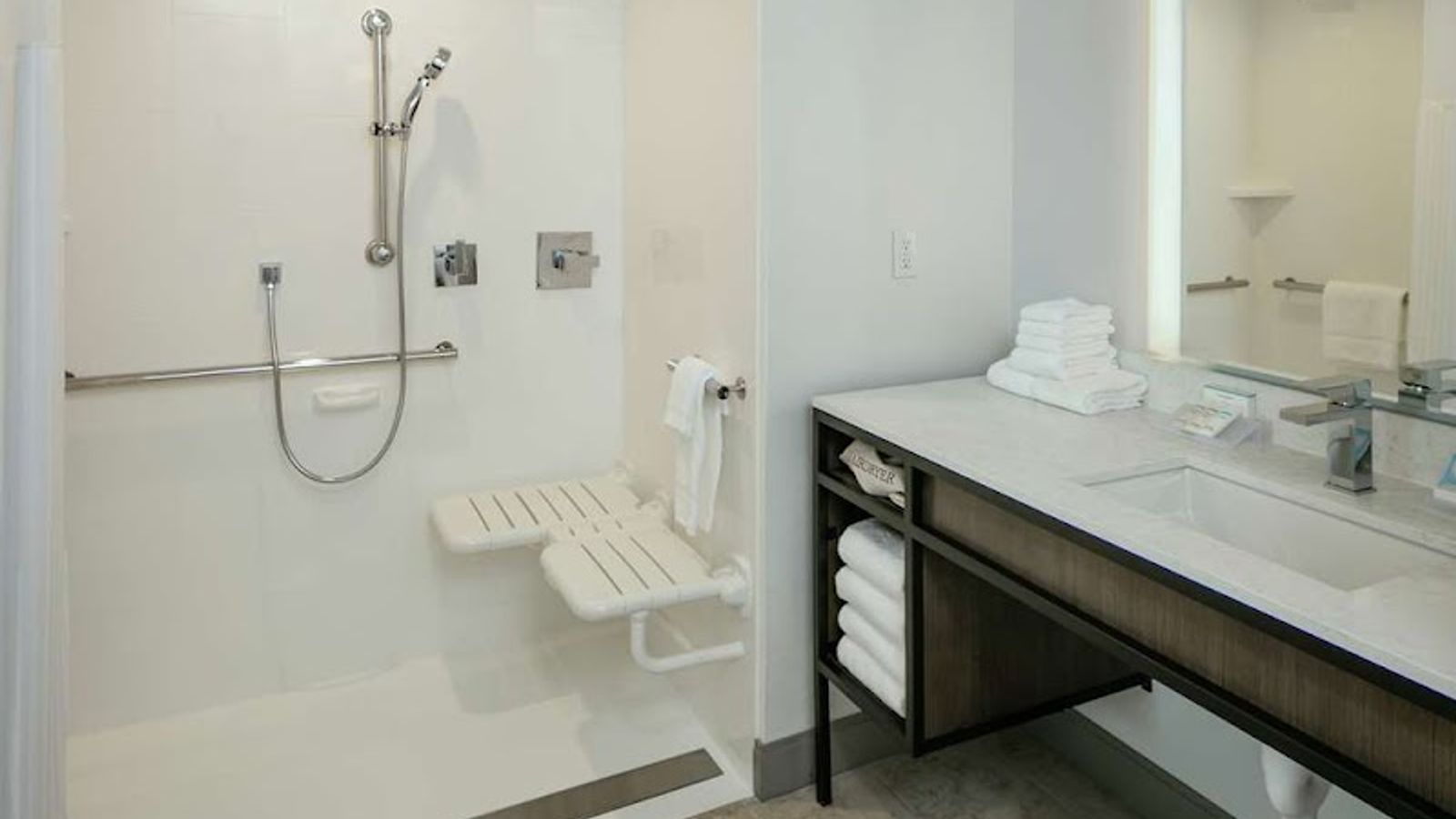 Photo of Hilton Garden Inn Wenatchee