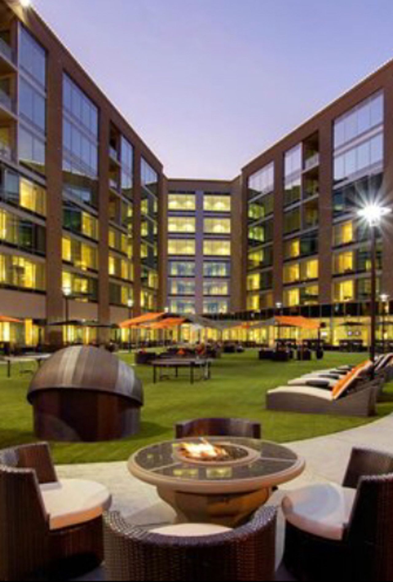 Photo of University Plaza Waterfront Hotel