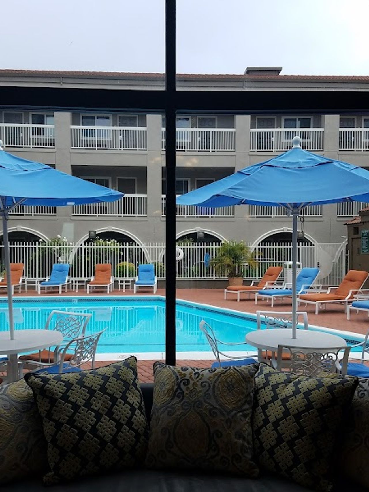 Photo of La Quinta Inn & Suites by Wyndham San Francisco Airport West