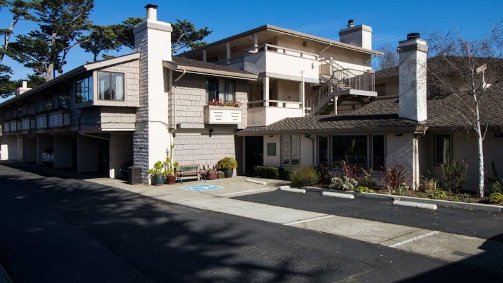 Photo of Colton Inn - Exterior