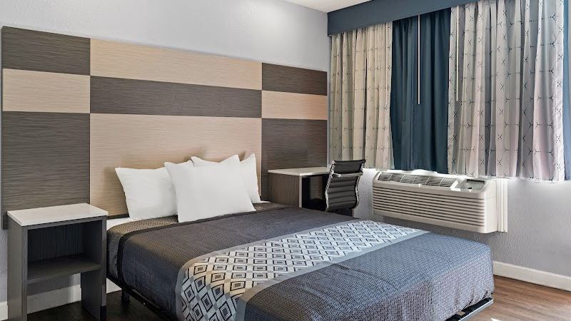 Photo of Bay Breeze Inn