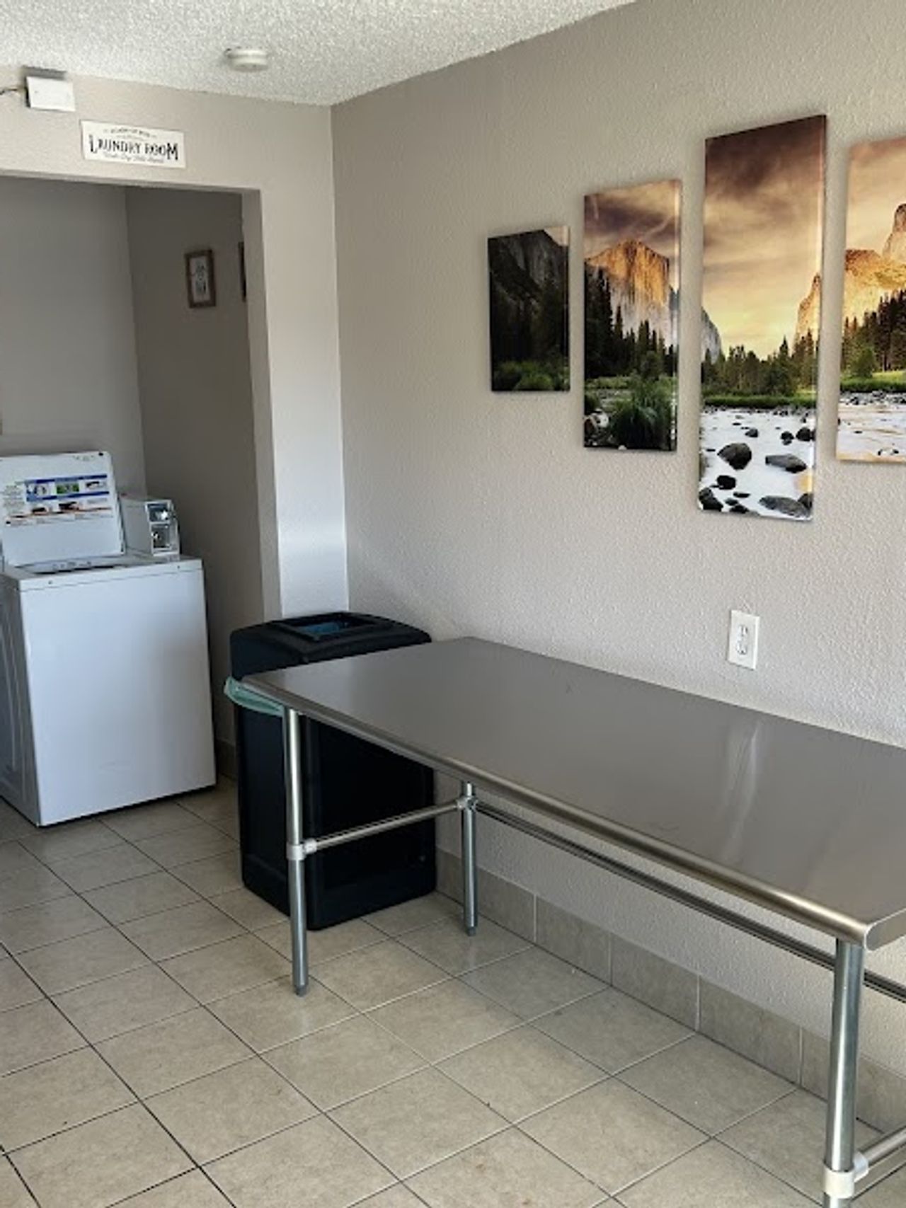 Photo of Days Inn by Wyndham Turlock