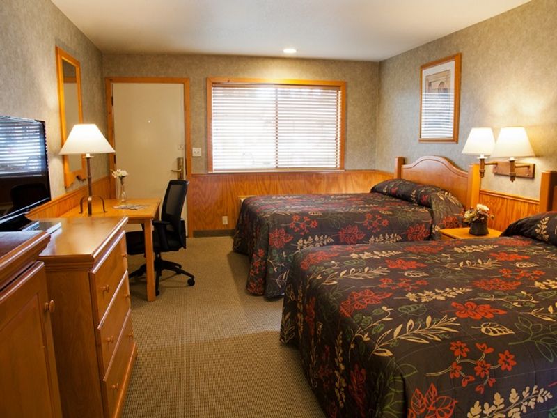 Photo of Poulsbo Inn & Suites