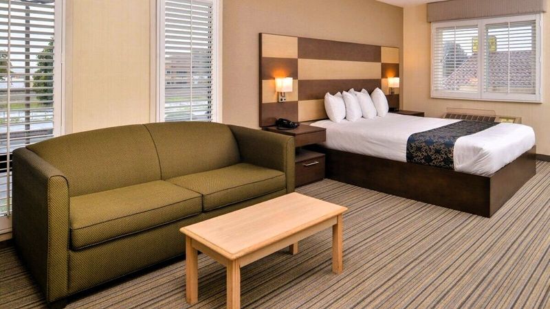 Good Living Inn - Room, 1 King Bed