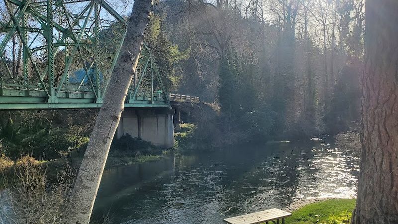 Photo of The Lindsay Lodge & Restaurant