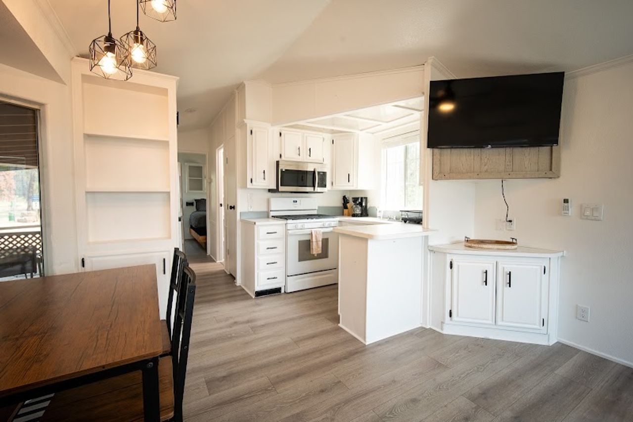 Photo of Alpine Lodge Motel and RV