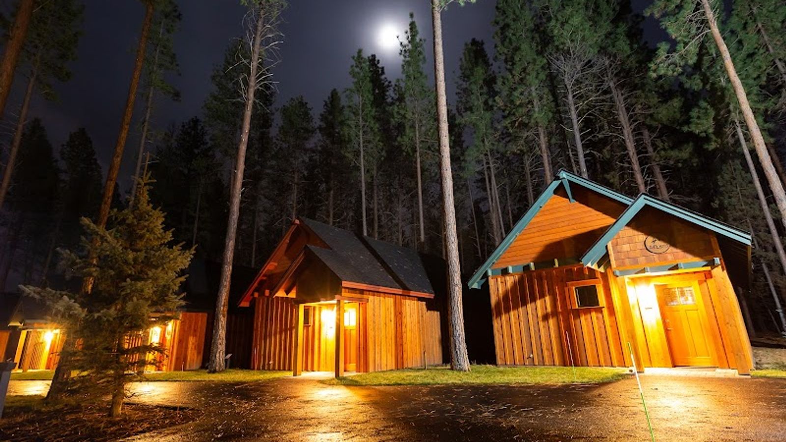 Photo of FivePine Lodge and Spa