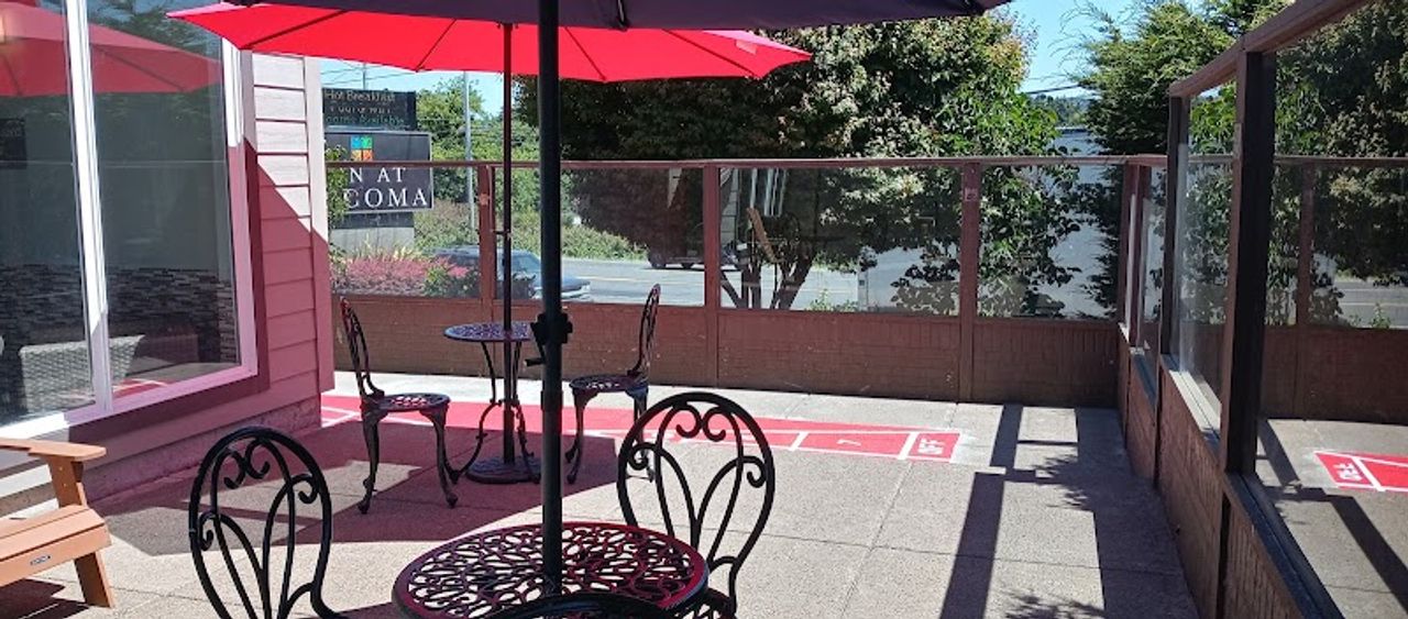 Photo of Inn at Wecoma - Outdoor Seating Area