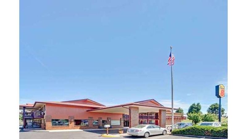 Photo of Super 8 by Wyndham Albany