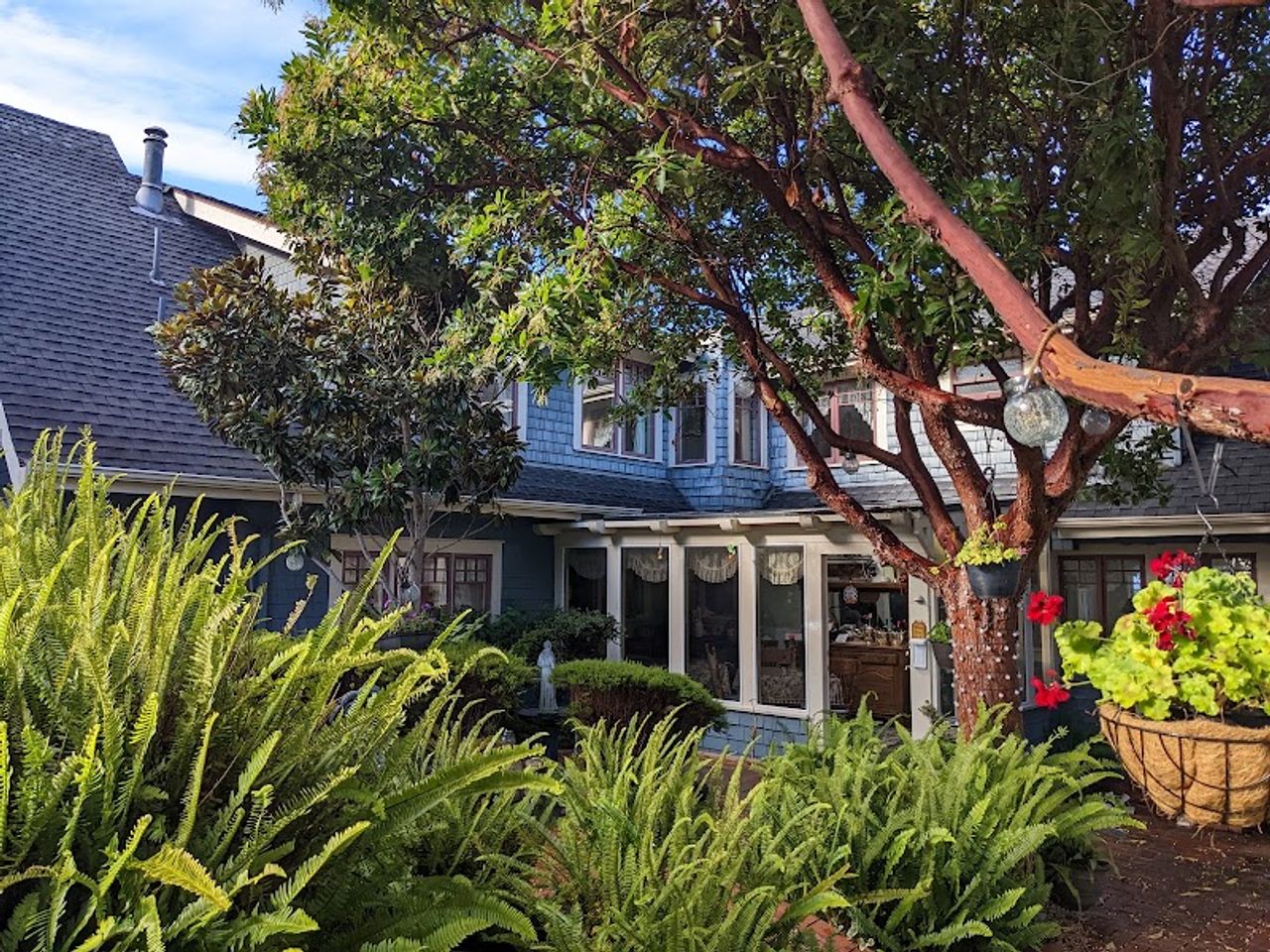 Photo of The Old St. Angela Inn - landscaped garden