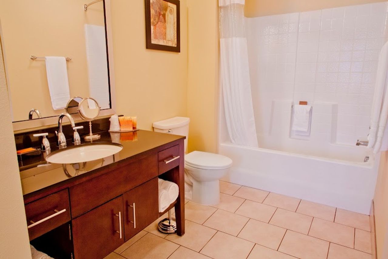 Photo of Ledgestone Hotel Yakima