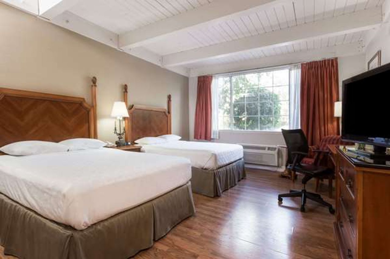 Photo of Prodigy Hotel, a Days Inn by Wyndham