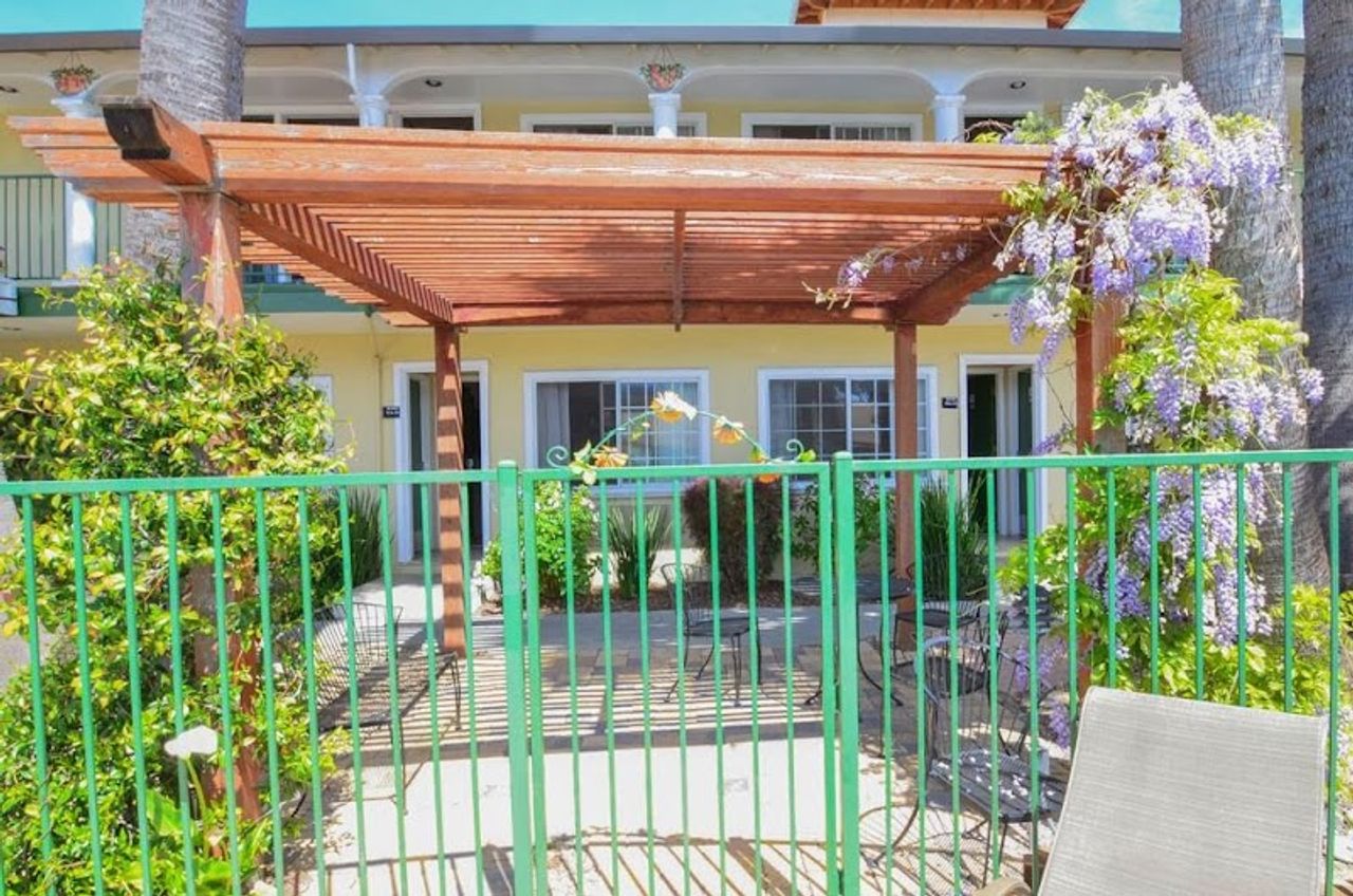 Photo of Bay Front Inn Hotel