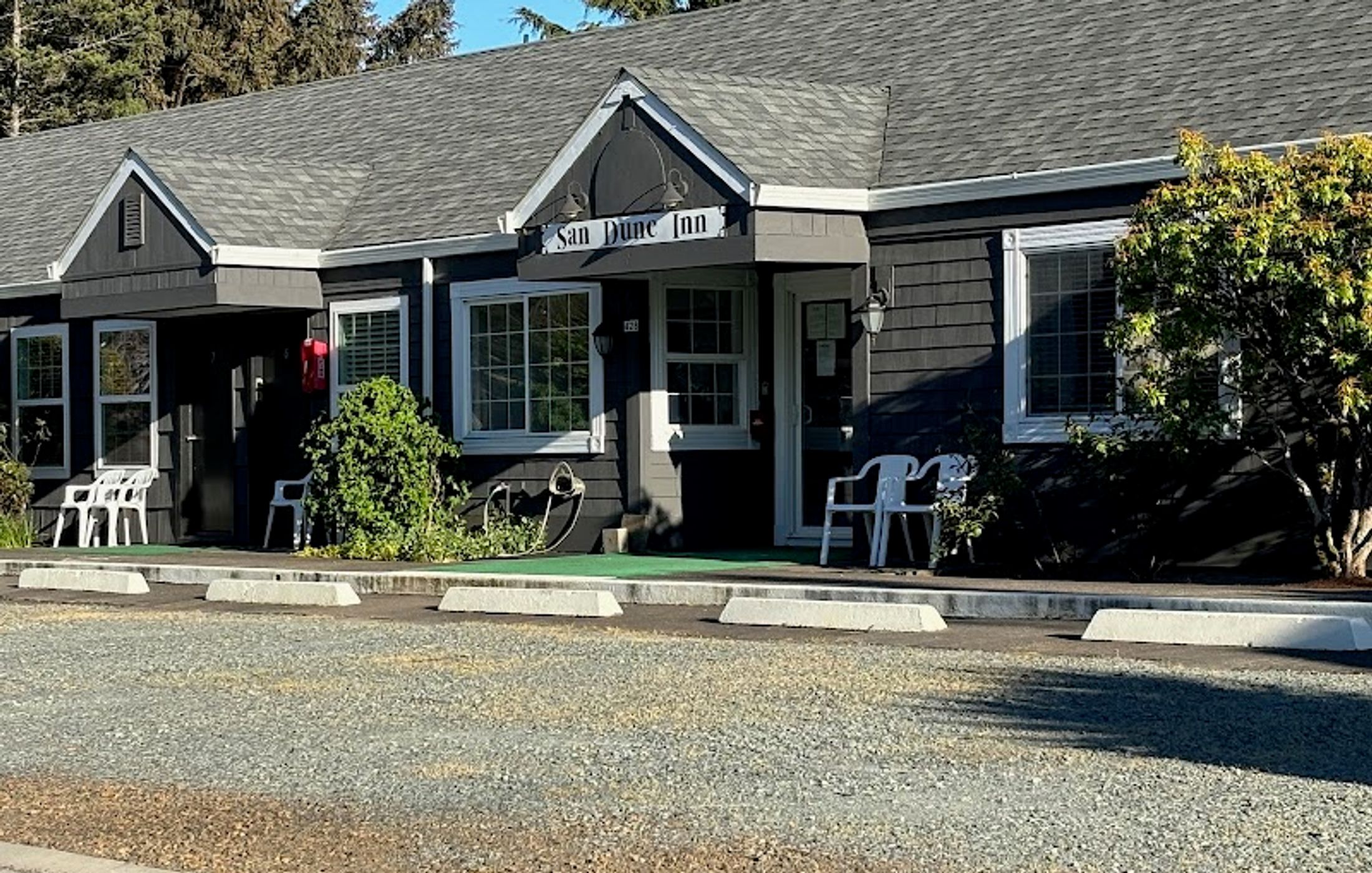 San Dune Inn