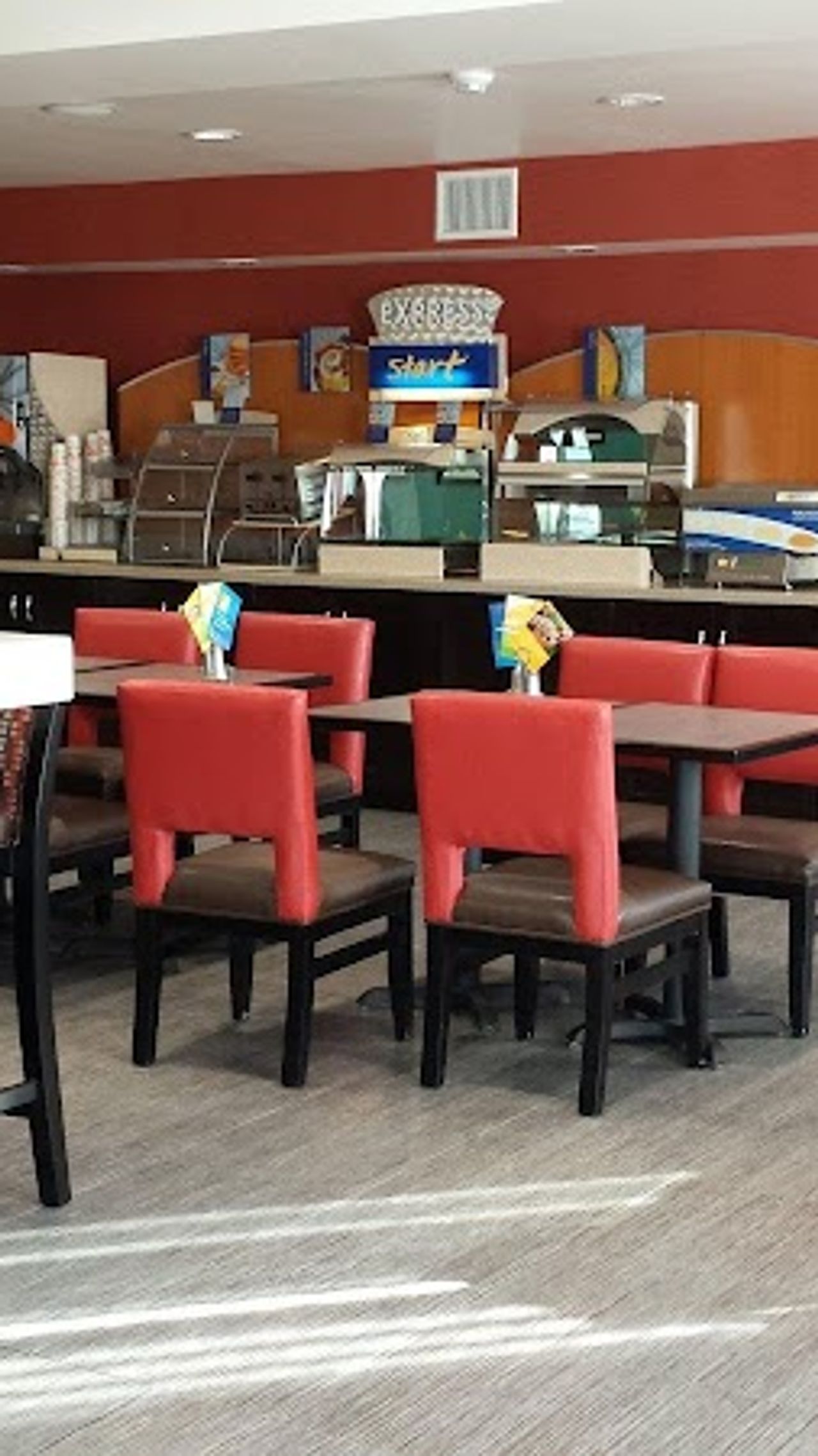 Photo of Holiday Inn Express Bakersfield, an IHG Hotel