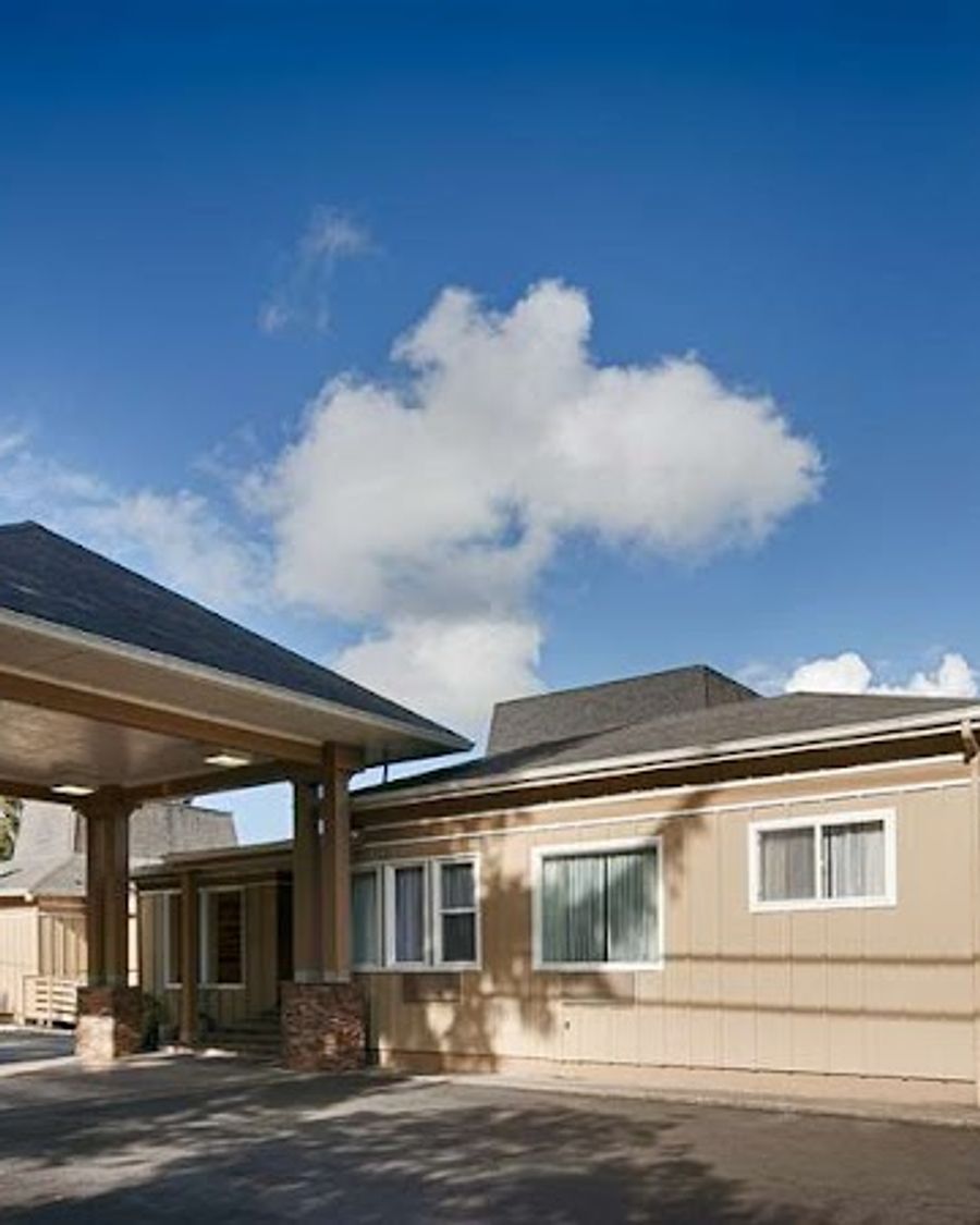 Best Western Pier Point Inn