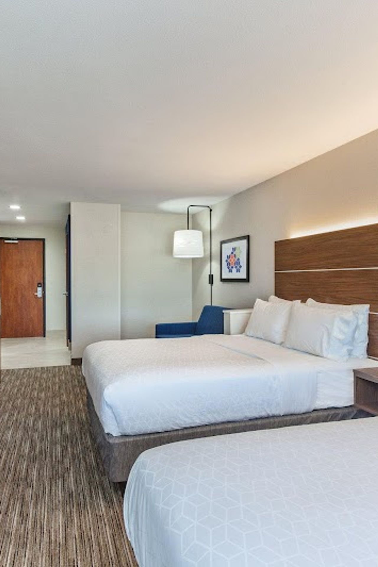 Photo of Holiday Inn Express & Suites Elk Grove West I-5 by IHG