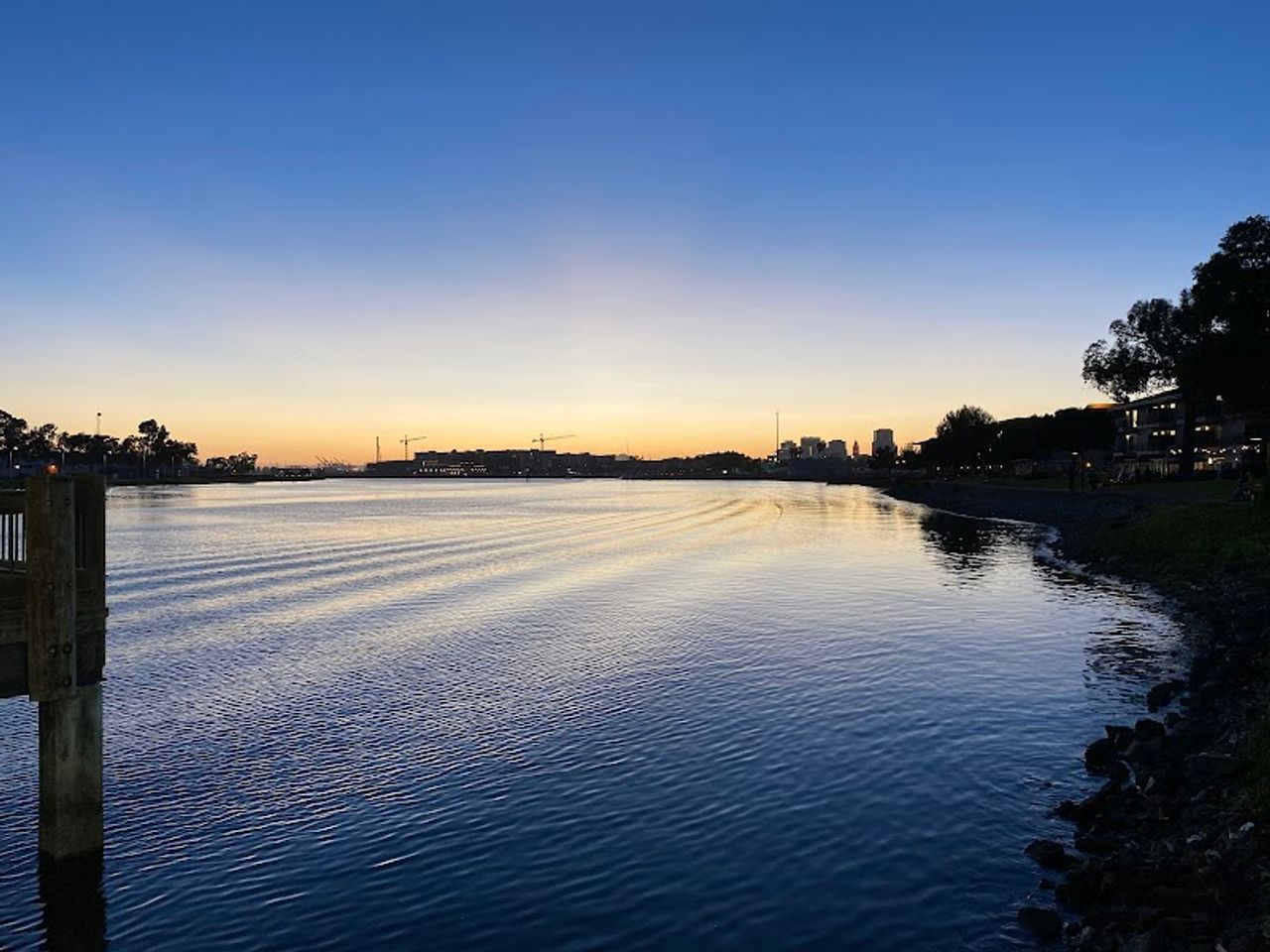 Photo of Motel 6 Oakland, CA - Embarcadero