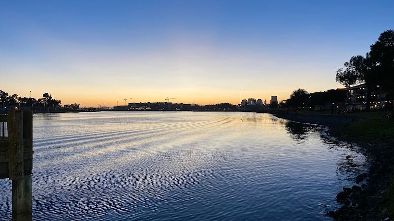 Photo of Motel 6 Oakland, CA - Embarcadero