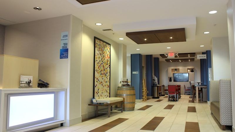 Photo of Holiday Inn Express & Suites Napa Valley-American Canyon, an IHG Hotel