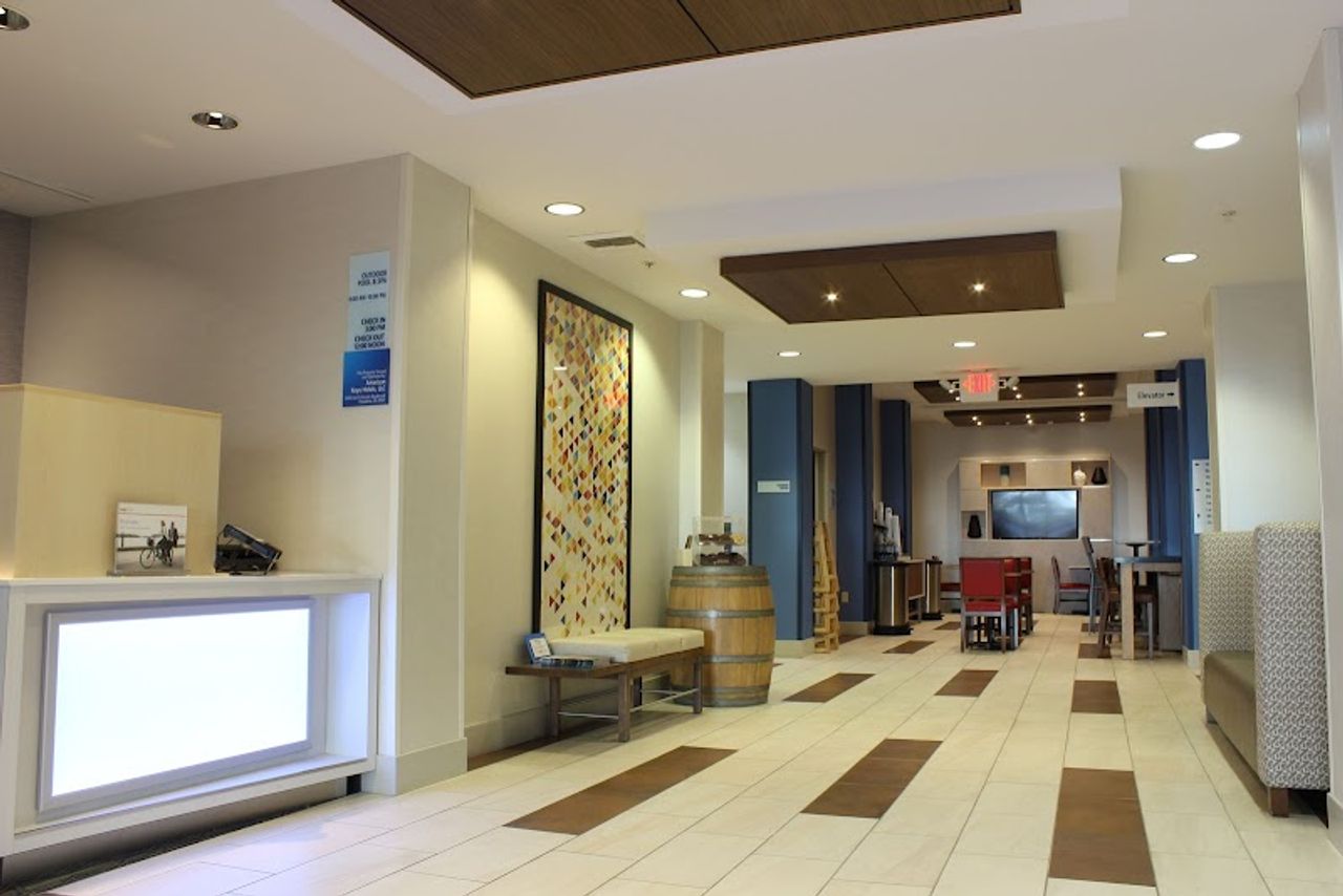 Photo of Holiday Inn Express & Suites Napa Valley-American Canyon, an IHG Hotel