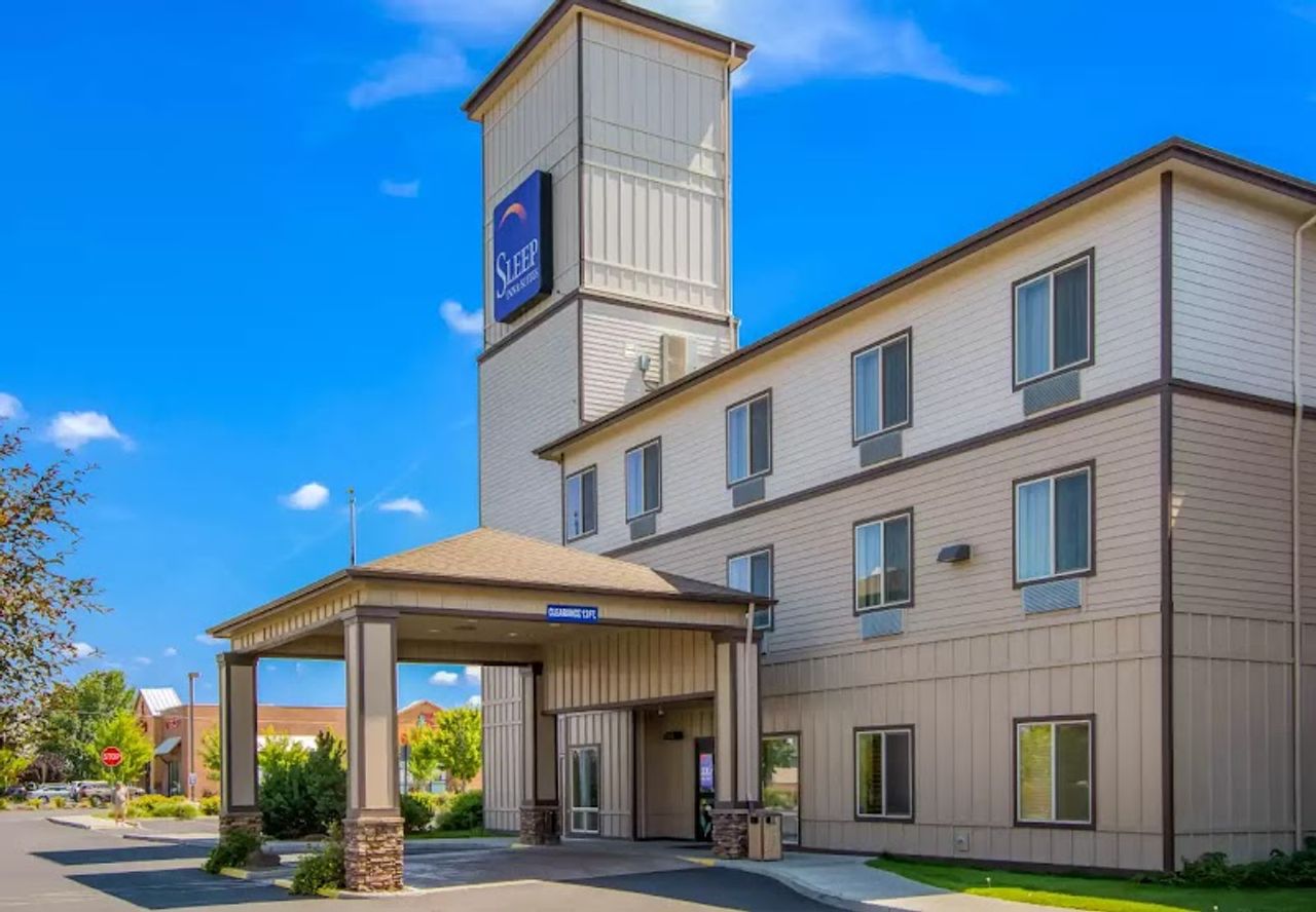 Photo of Sleep Inn & Suites