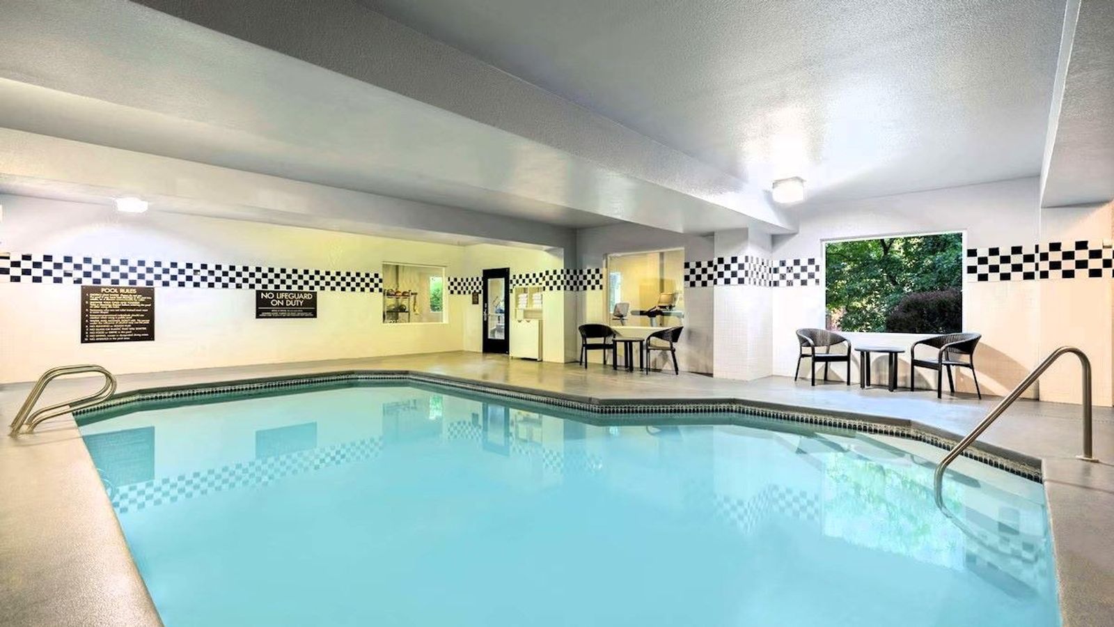 The Newberry Hotel Bend, Tapestry Collection by Hilton - Indoor Heated Pool