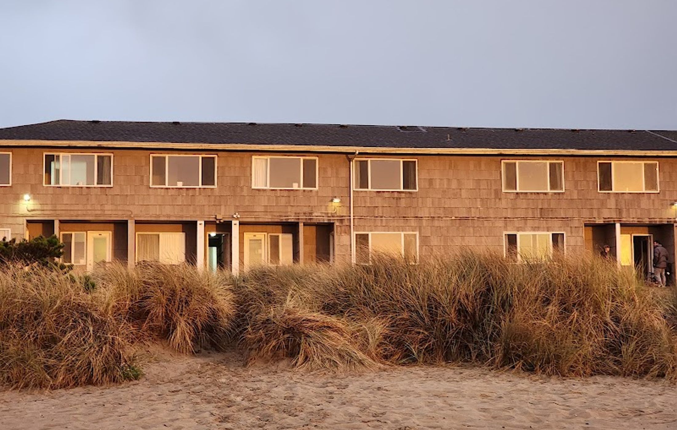Silver Sands Motel