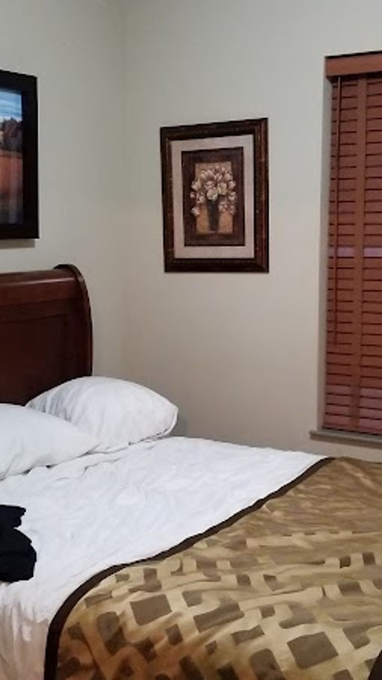Photo of Stratford Suites