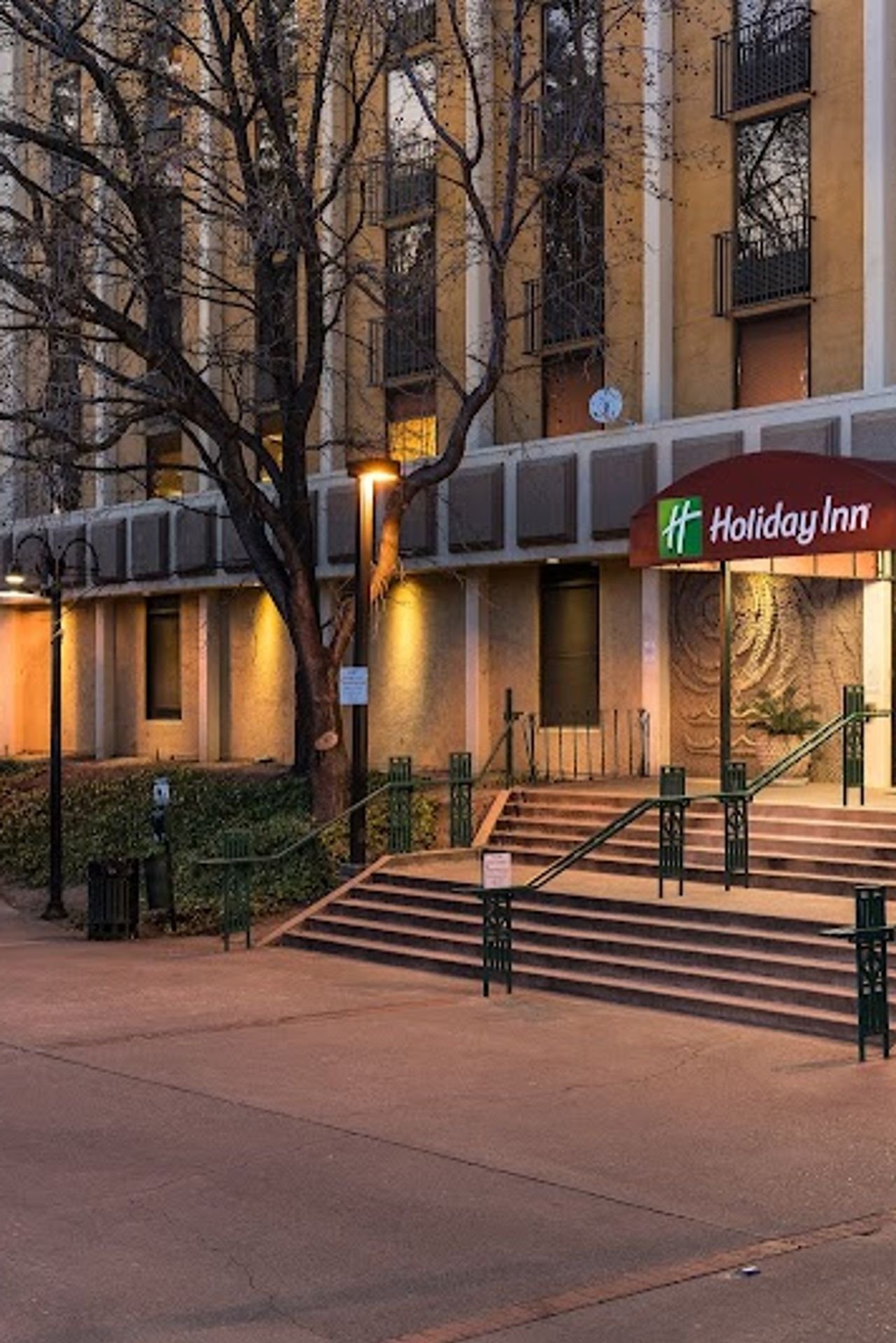 Photo of Holiday Inn Sacramento Downtown - Arena, an IHG Hotel