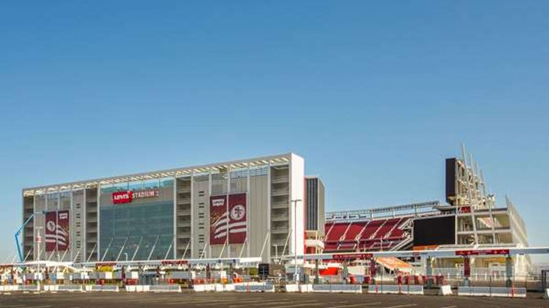 Photo of Super 8 by Wyndham Mountain View