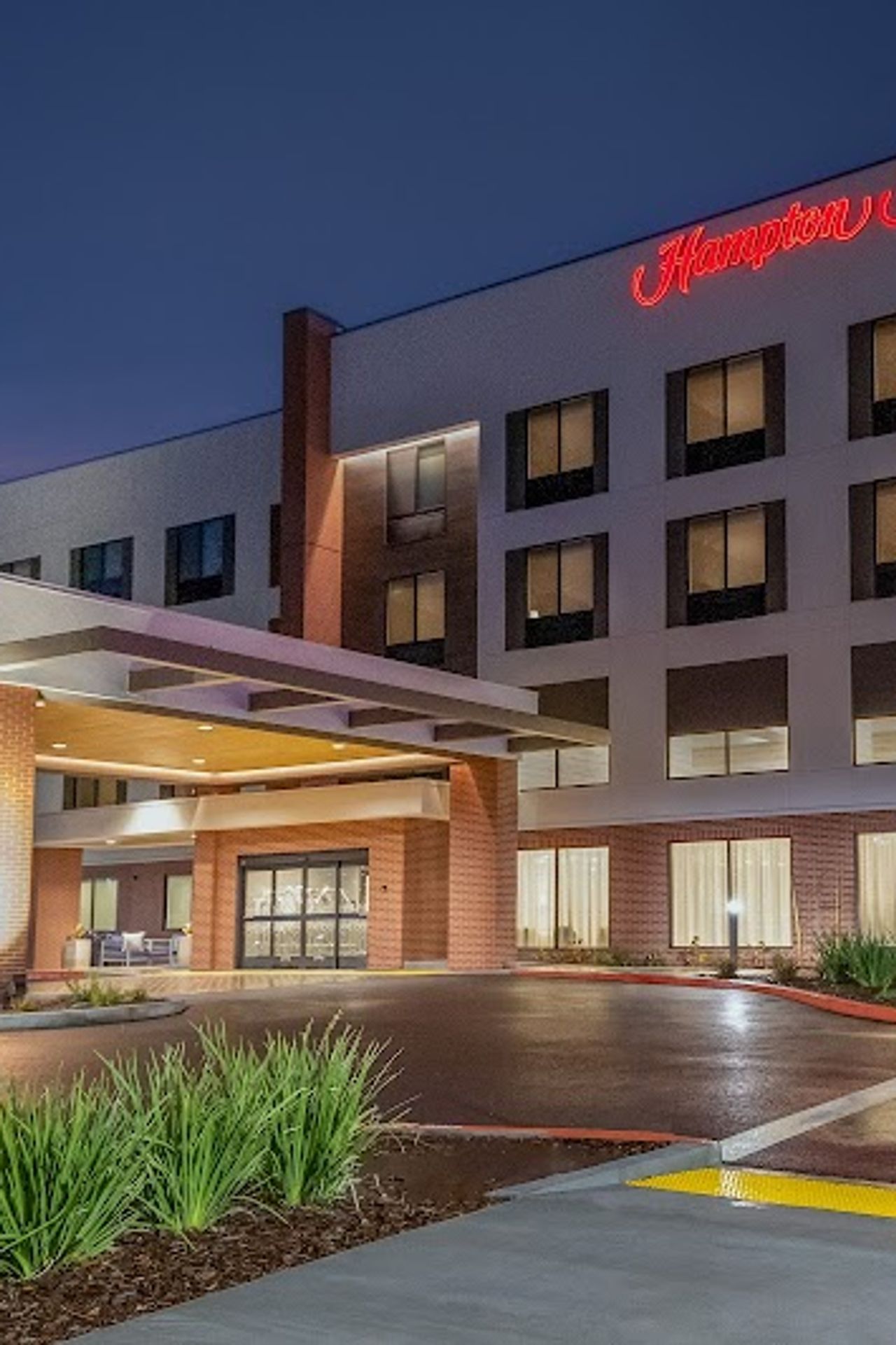 Photo of Hampton Inn & Suites Santa Rosa Sonoma Wine Country