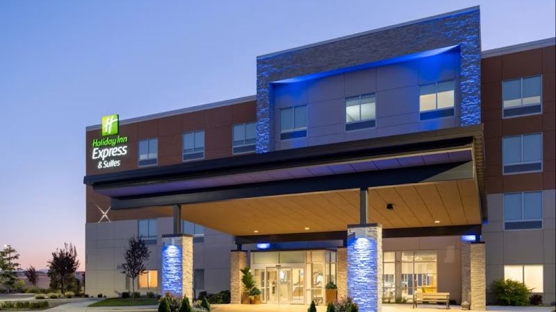 Holiday Inn Express & Suites Meridian - Boise West