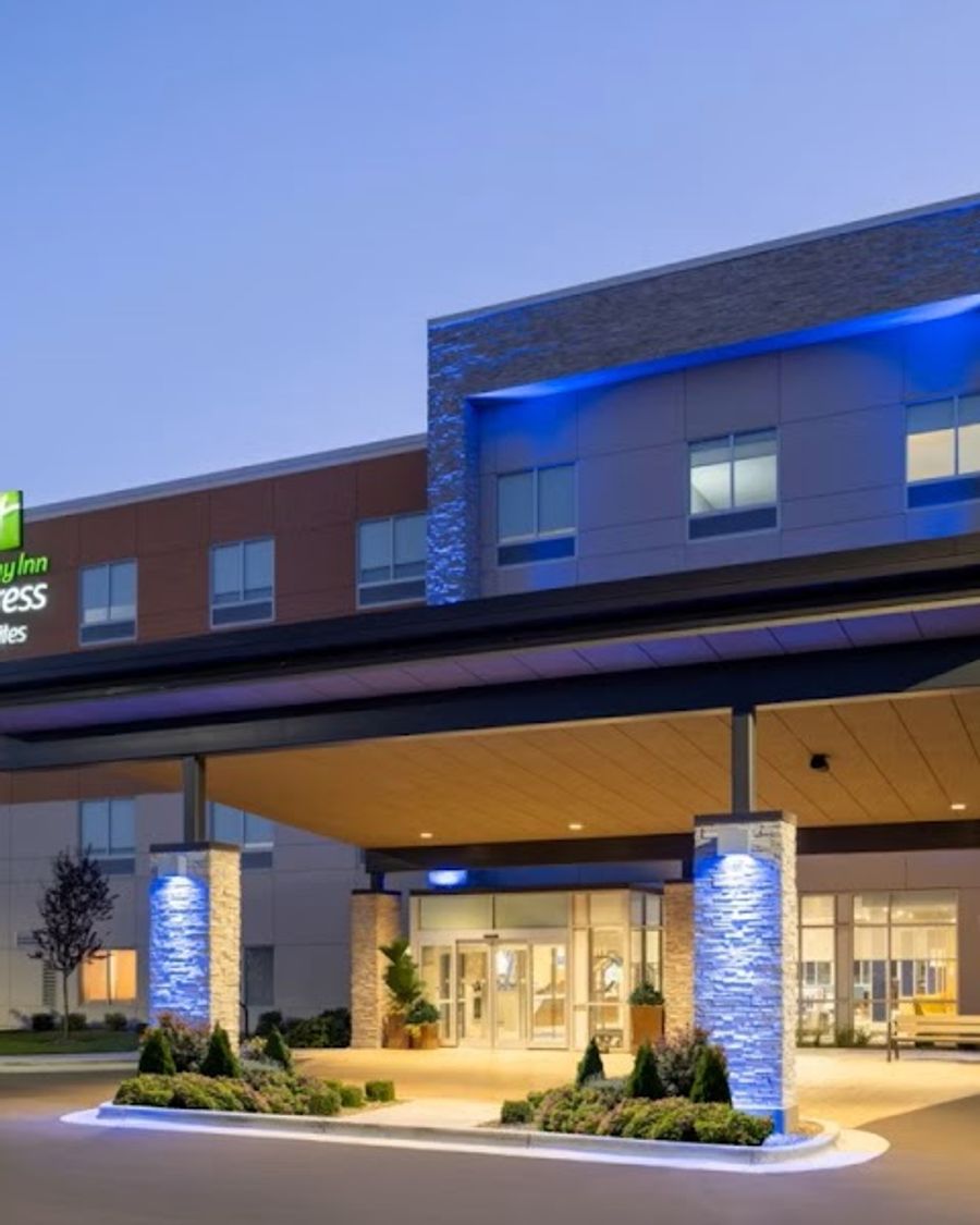 Holiday Inn Express & Suites Meridian - Boise West