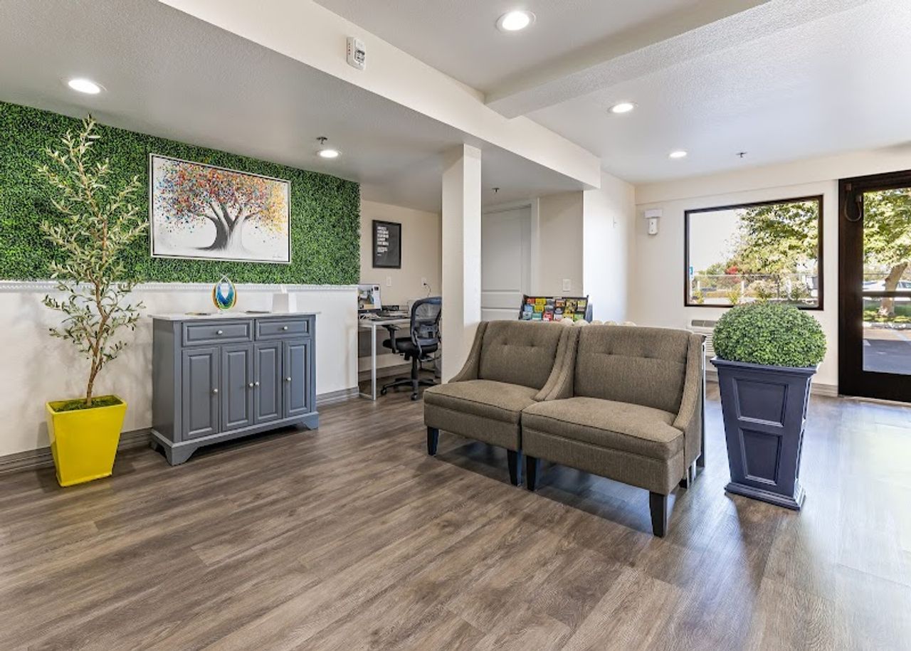 Photo of Hillstone Inn Tulare, Ascend Hotel Collection