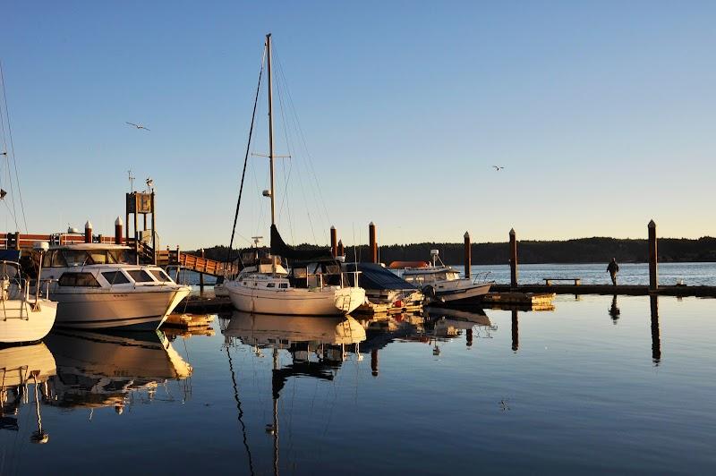 Photo of Embarcadero Resort Hotel & Marina