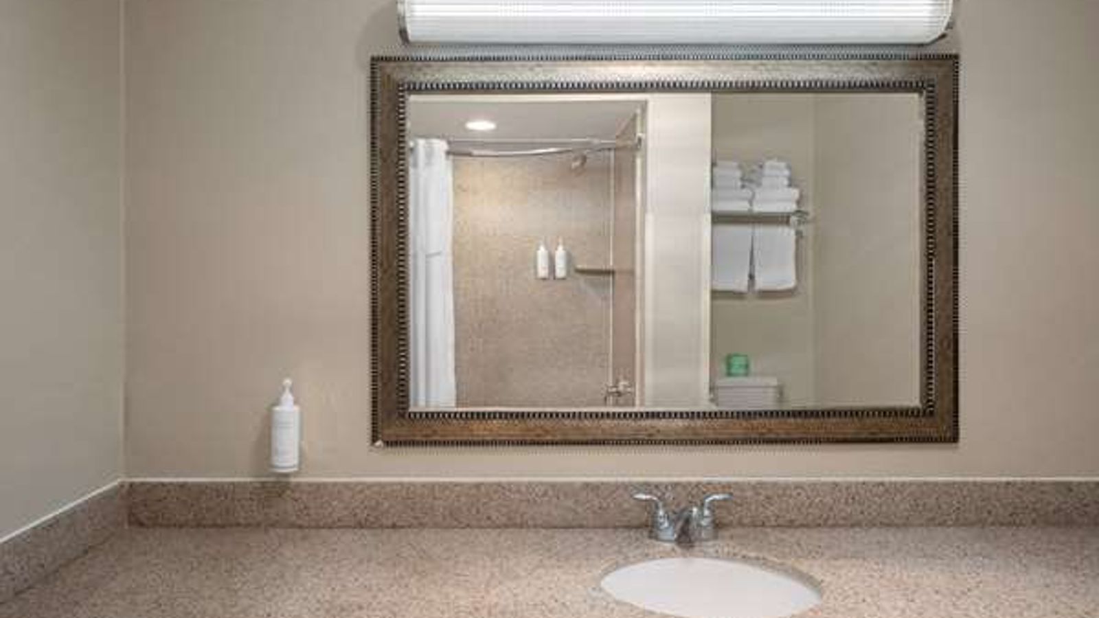 Photo of Days Inn by Wyndham Klamath Falls