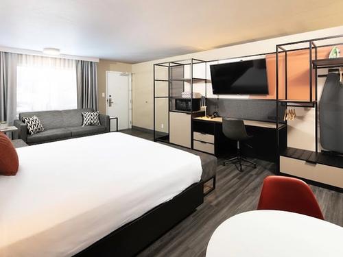 Photo of Waypoint Hotel