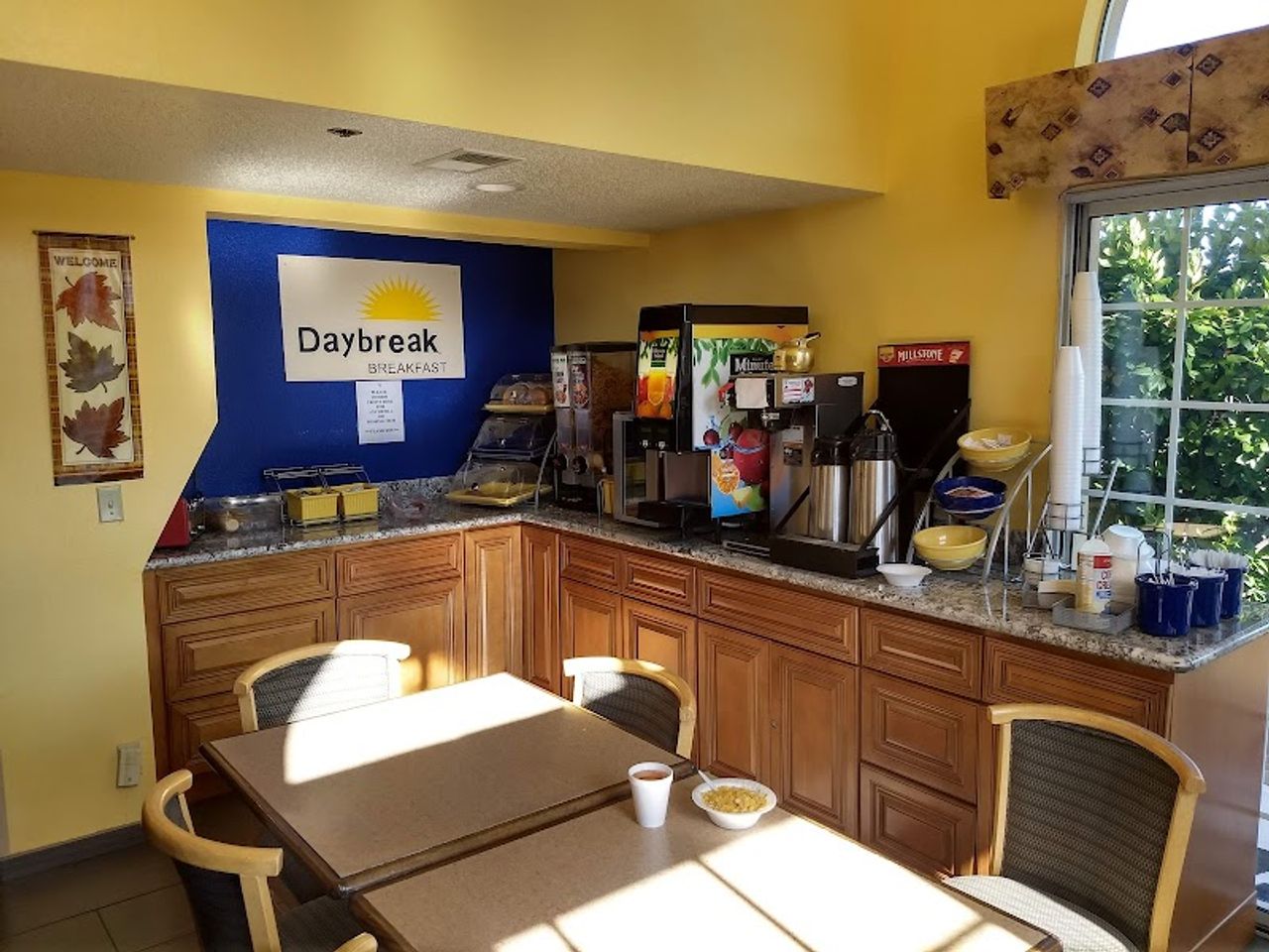 Photo of Days Inn by Wyndham Fremont