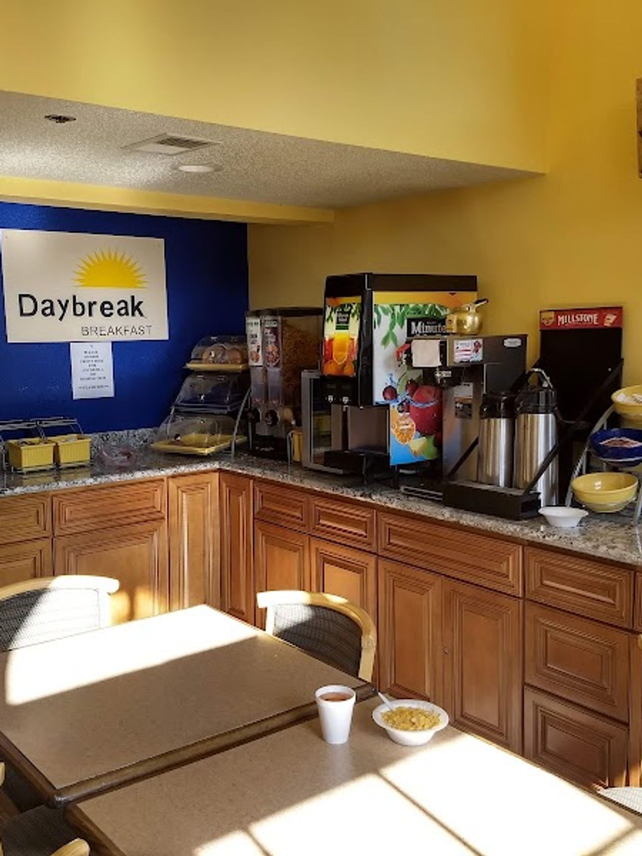 Photo of Days Inn by Wyndham Fremont