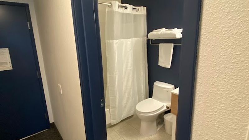 Photo of Spark by Hilton Springfield Eugene - Room, Bathroom