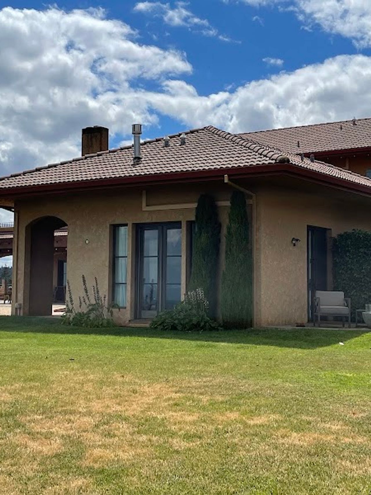 Photo of Black Walnut Inn & Vineyard - Exterior, Outdoor patio