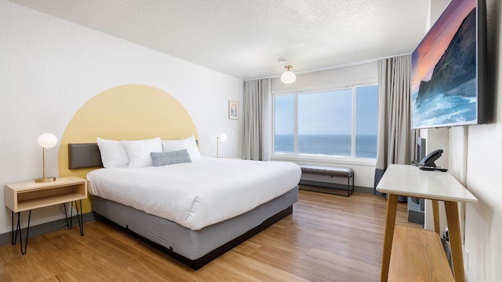 Photo of Surfland Hotel - Room, King Bed