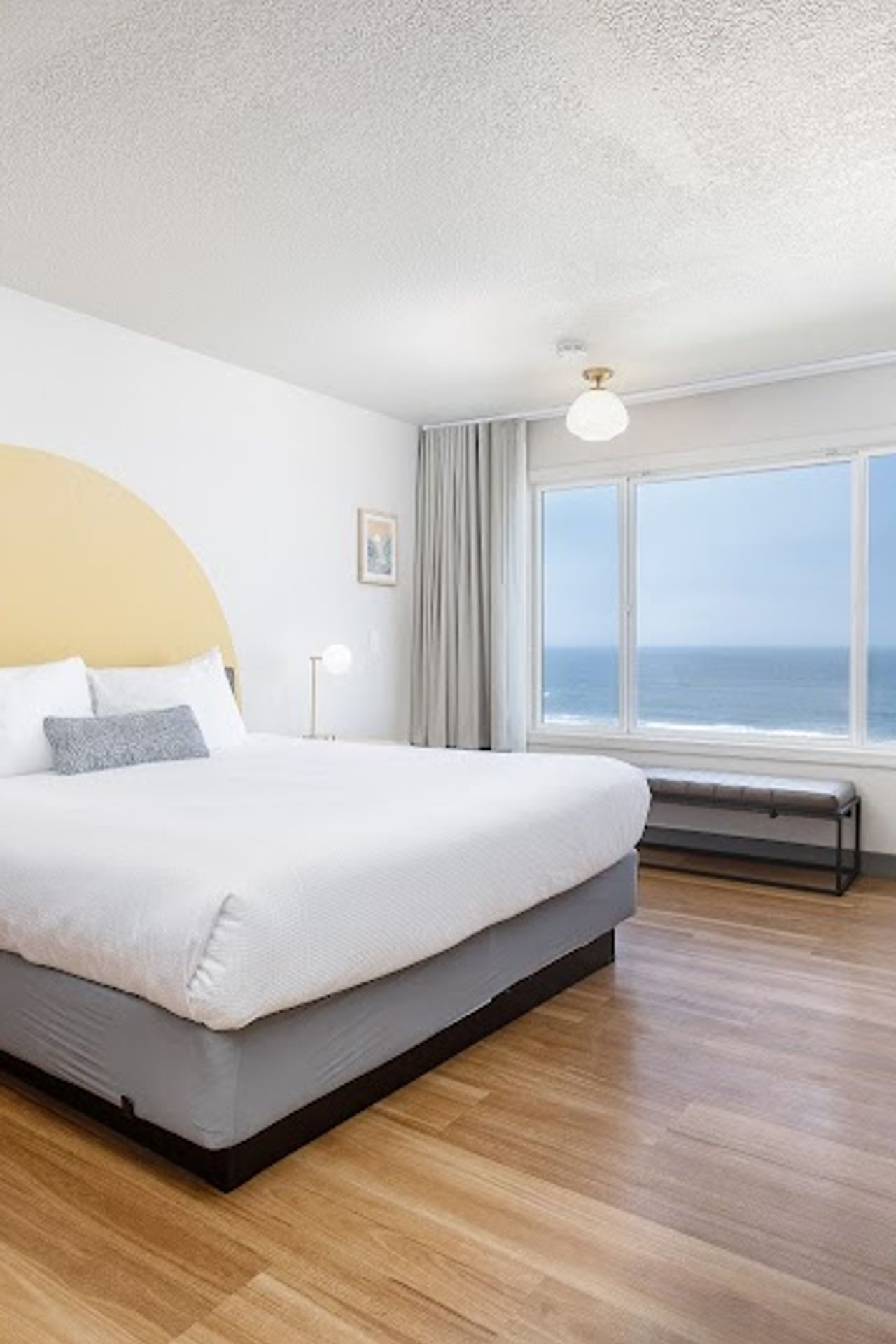 Photo of Surfland Hotel - Room, King Bed