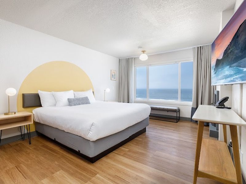 Photo of Surfland Hotel - Room, King Bed