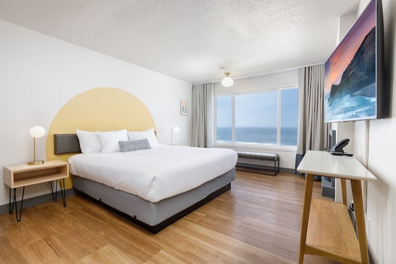 Photo of Surfland Hotel - Room, King Bed