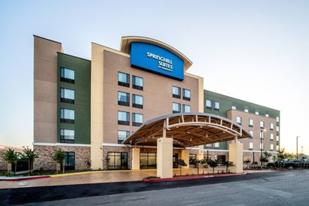Photo of SpringHill Suites Oakland Airport