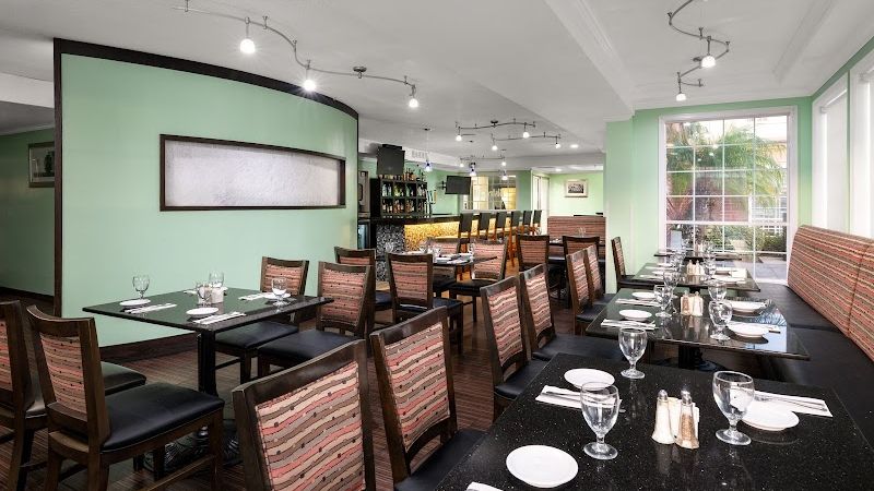 Photo of Holiday Inn & Suites San Mateo-San Francisco SFO by IHG