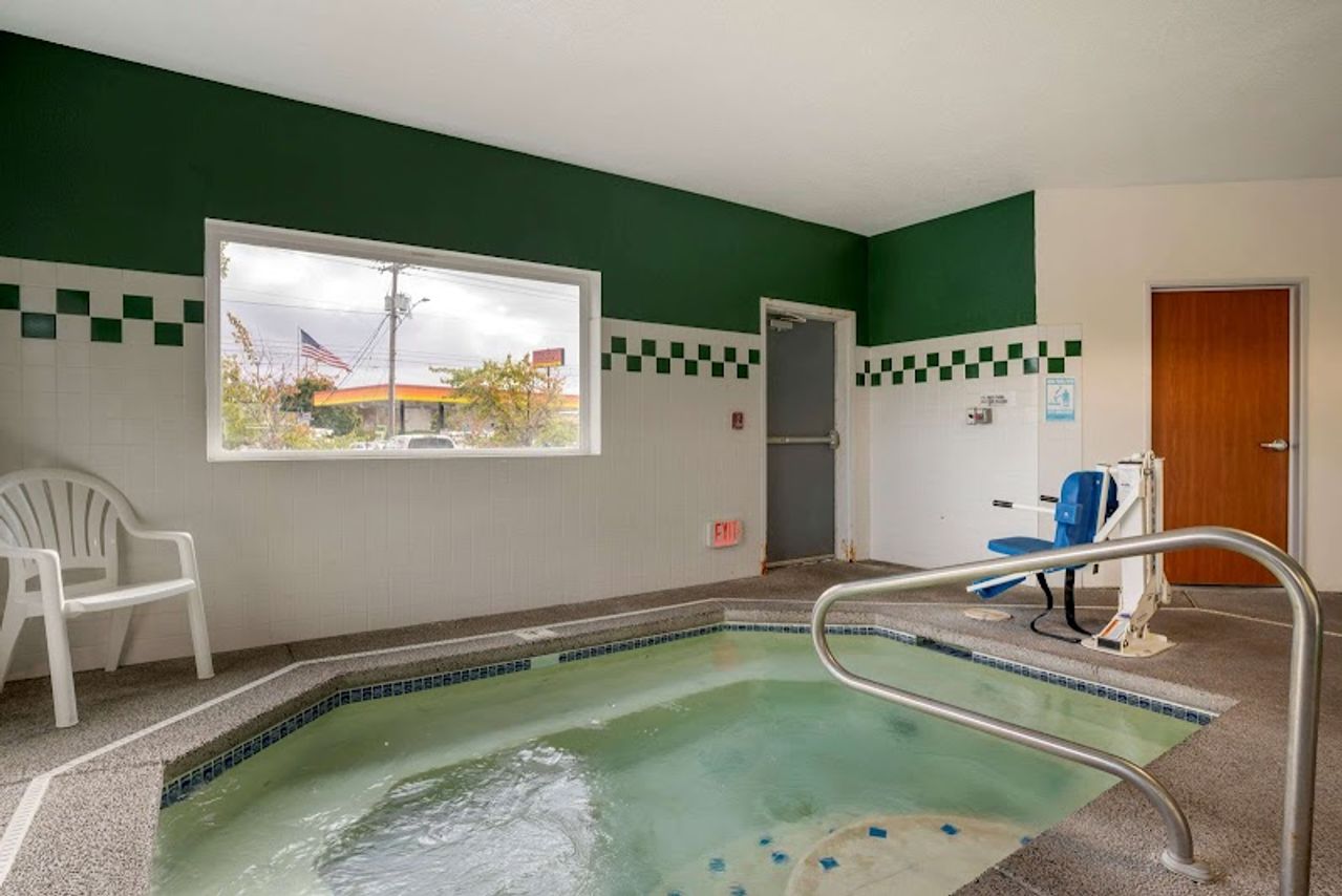 Photo of Comfort Inn & Suites