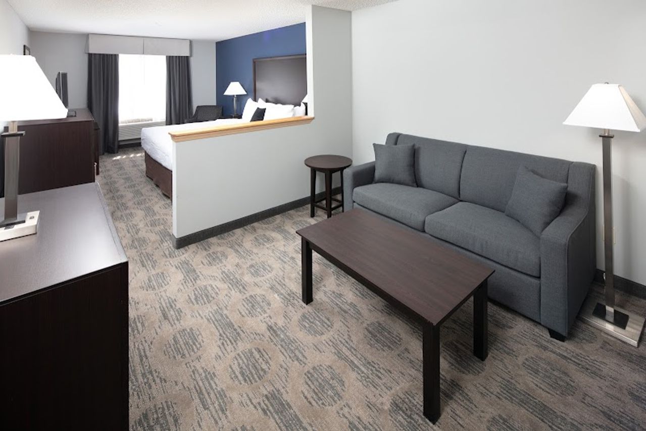 Photo of Red Lion Inn & Suites Sequim